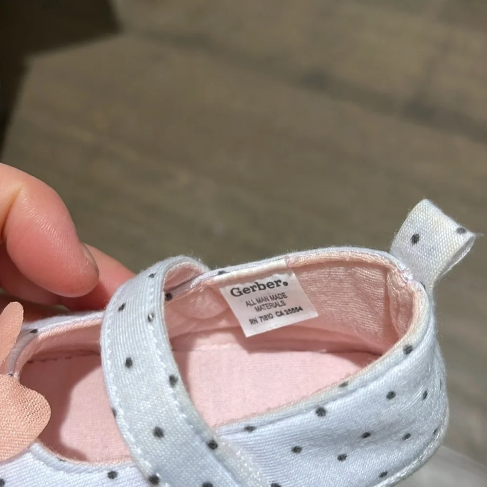 Wonder Nation Baby Girl size 3, Gerber 3-6Months Shoes